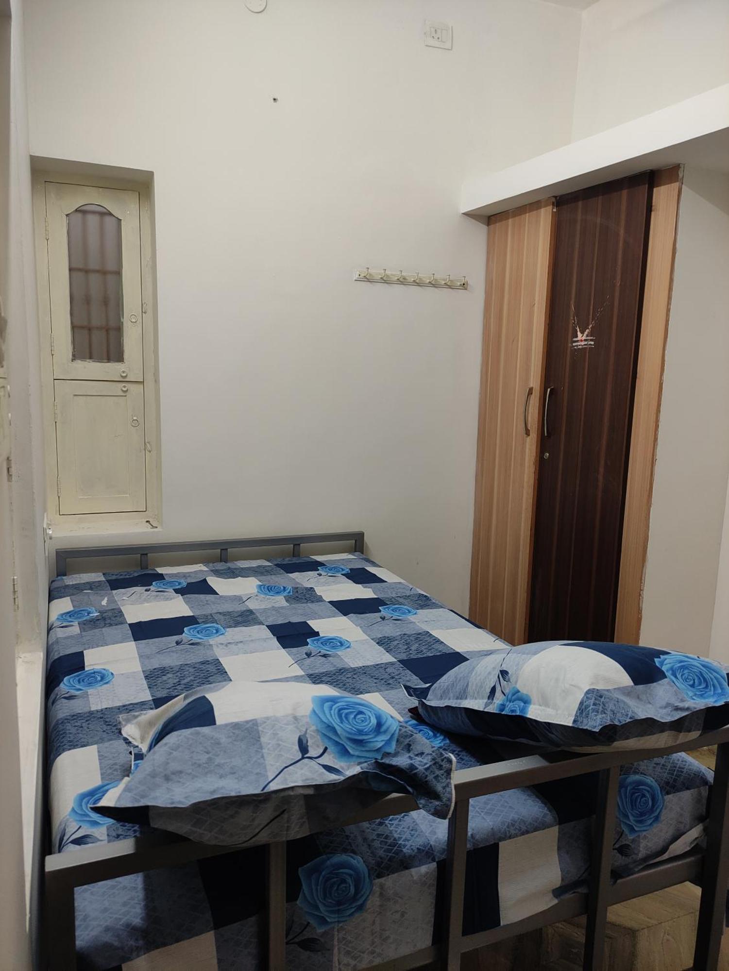Saptagiri House Hotell Tiruvannāmalai Exteriör bild
